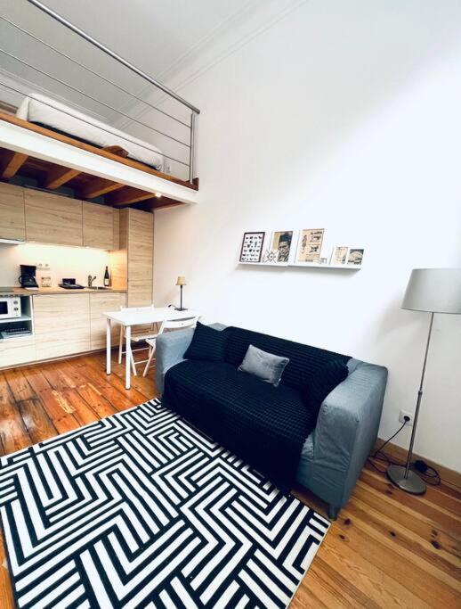 Lisbon Lovely Mezzanino Studio Close To Lx Factory Экстерьер фото